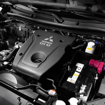 pajero-sport %2